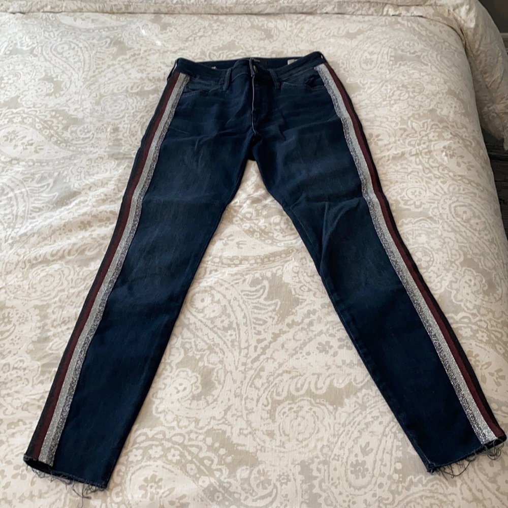 Mavi skinny jeans with vertical silver and red stripe